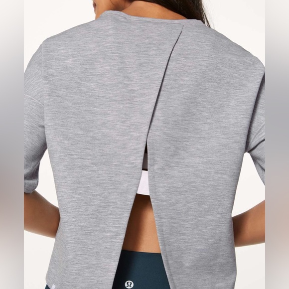 Lululemon Minimal Short Sleeve - Size 10 Heathered Power Grey - Picture 2 of 11